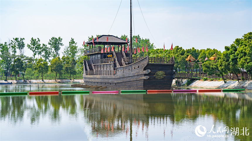 古船模型近景。人民網(wǎng)記者 周倩文攝