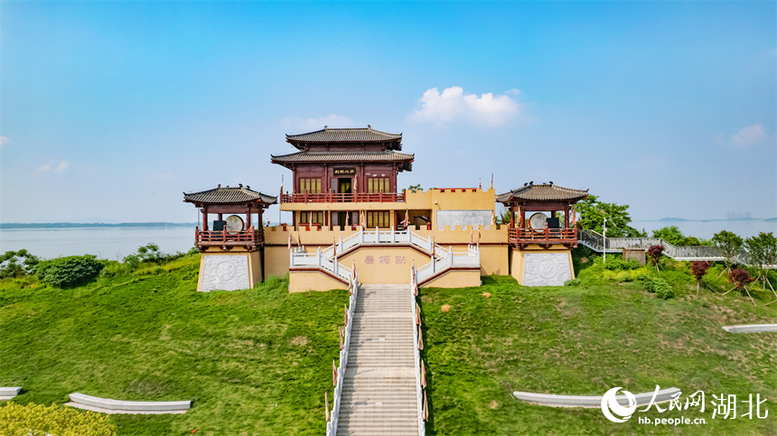 梁子島上的點(diǎn)將臺(tái)。人民網(wǎng)記者 周倩文攝