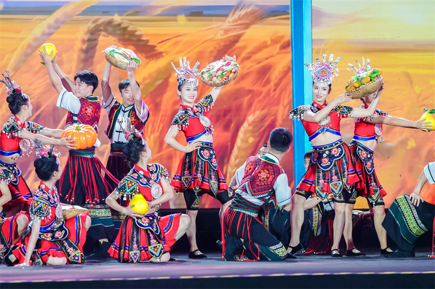 第五屆荊楚鄉(xiāng)村文化旅游節(jié)在天門拉開(kāi)帷幕。天門市委宣傳部供圖