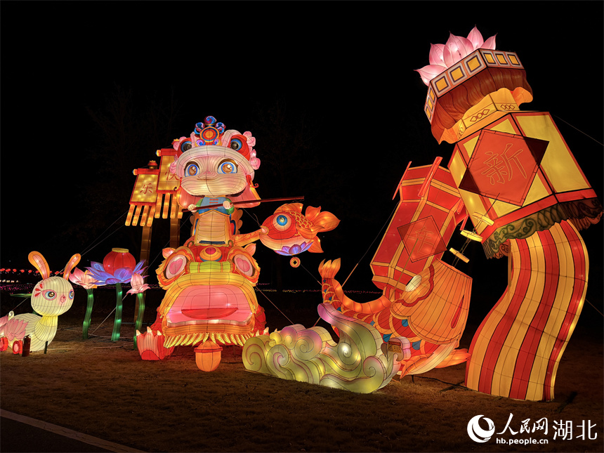 玫瑰園里賞彩燈看民俗【6】