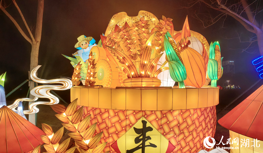 新春走基層丨湖北荊門:燈會歡樂不打烊【5】