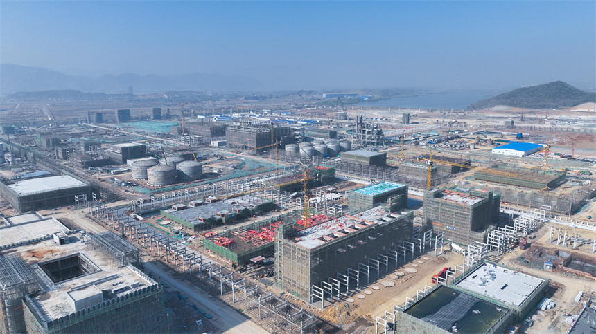 投資255億元的中華學(xué)新祥云新材料項目。