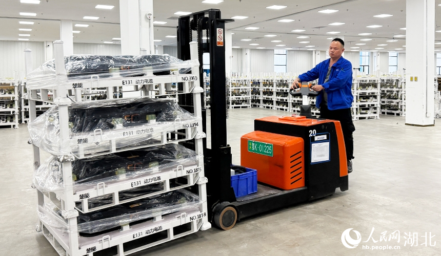 湖北孝感:開足馬力趕訂單 【2】