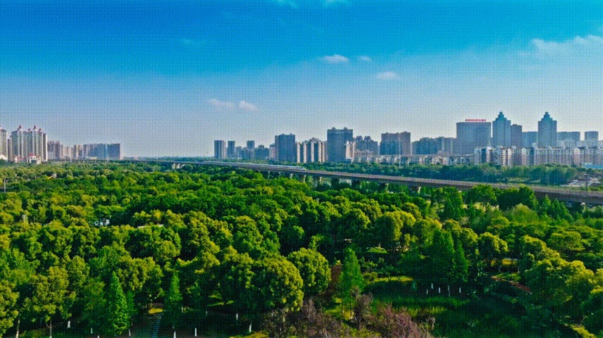 漢孝城鐵穿越槐蔭公園