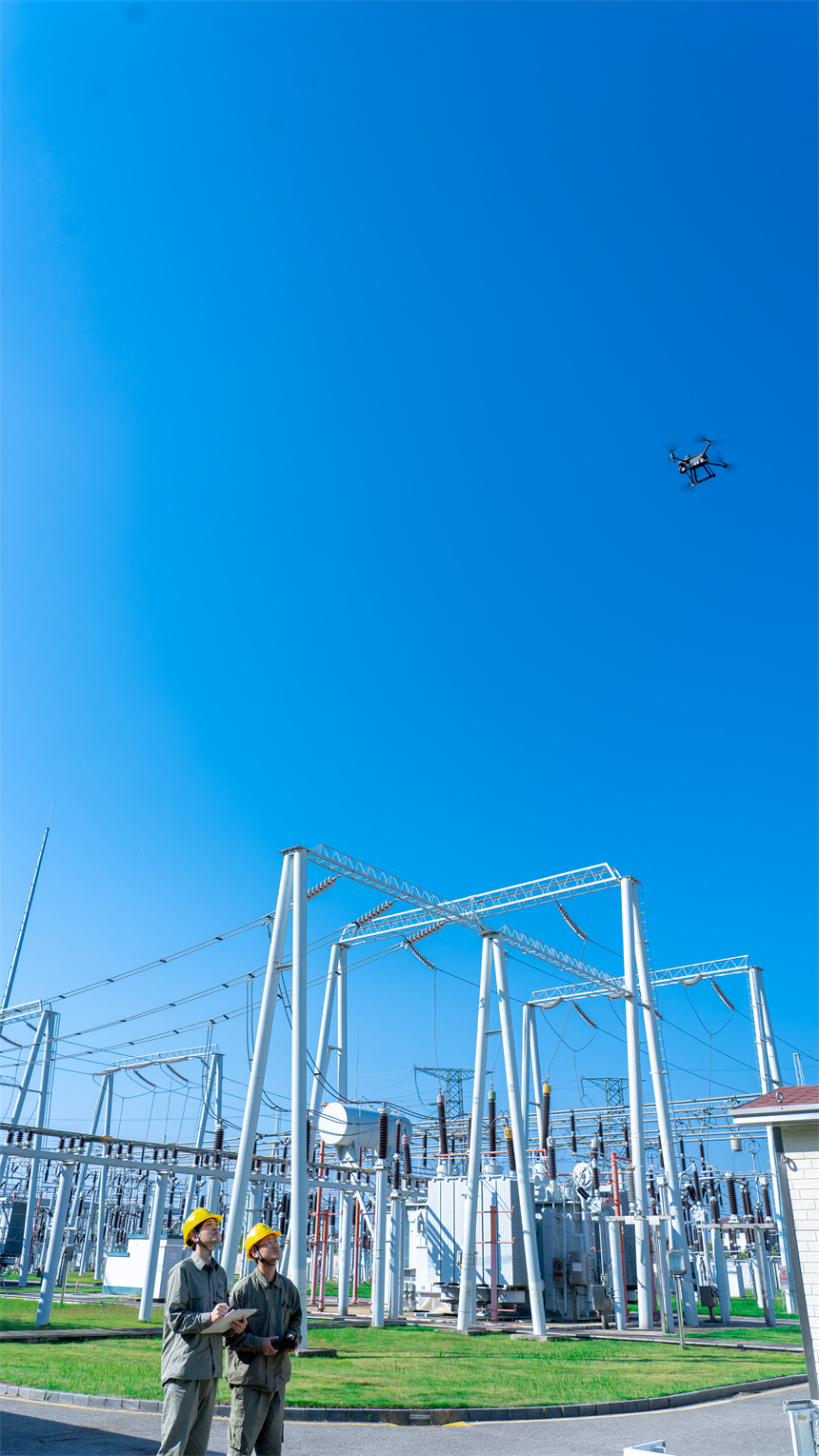 湖北荊州供電應(yīng)用遠(yuǎn)程智能巡視技術(shù)“體檢”變電設(shè)備