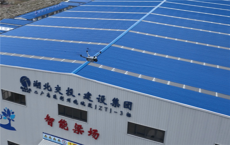 無人機(jī)懸停拍攝