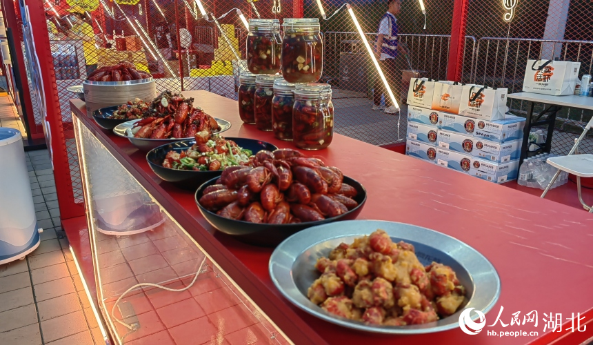 湖北武漢:一只蝦撬動(dòng)全城消費(fèi)【4】