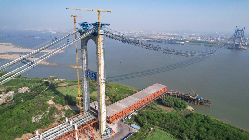 燕磯長江大橋。陸落義攝