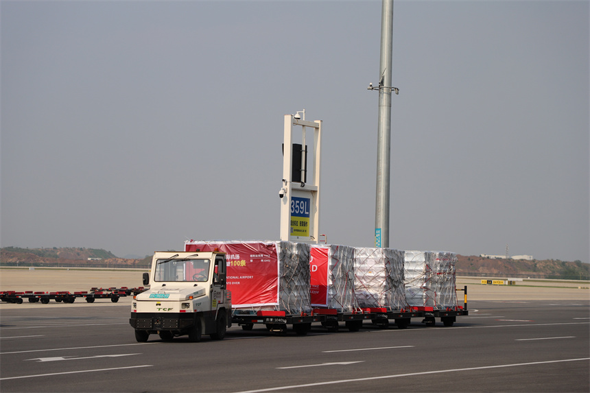 貨物運輸至貨站。