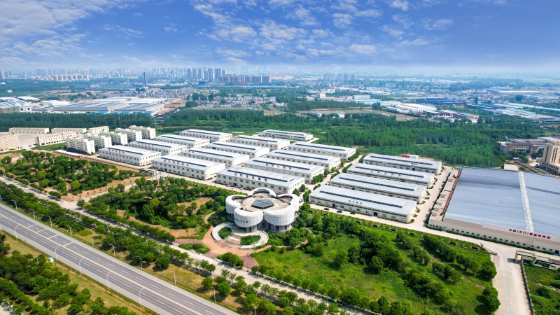 航拍天門服裝電商城。天門市委宣傳部供圖