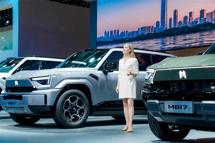東風(fēng)猛士M817亮相粵港澳大灣區(qū)車(chē)展
