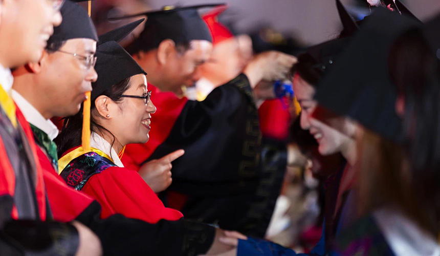 智啟未來(lái) 江漢大學(xué)舉行2025屆畢業(yè)典禮【3】