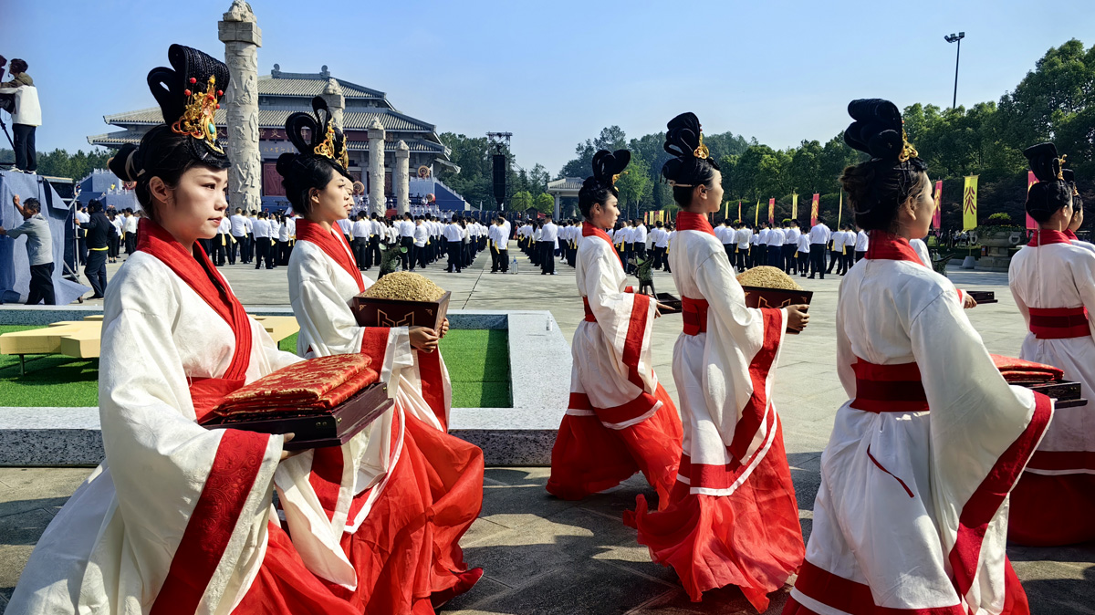 大典現(xiàn)場(chǎng)
