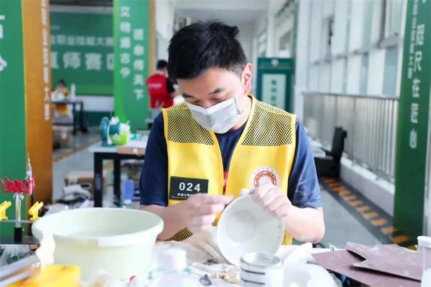 湖北省博物館張濟(jì)夏比賽中。