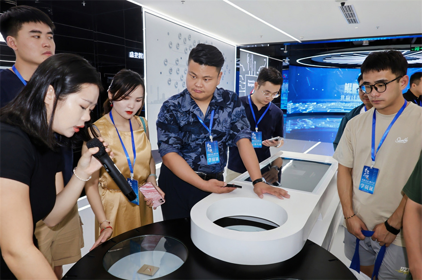 20名荊楚創(chuàng)業(yè)新銳探秘大灣區(qū)創(chuàng)新密碼