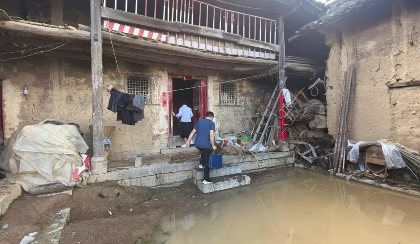 湖北?？担郝勓炊鴦?dòng)顯擔(dān)當(dāng) 風(fēng)雨同心護(hù)家園【3】