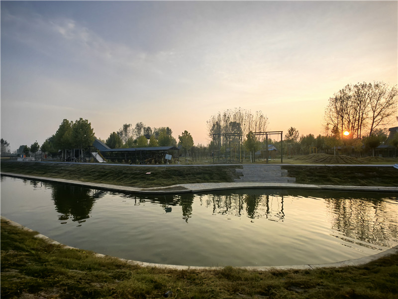 “醉美鶯河”景區(qū) 張穎攝