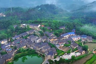 《云中古村 鮑家東垸》 喻俊-