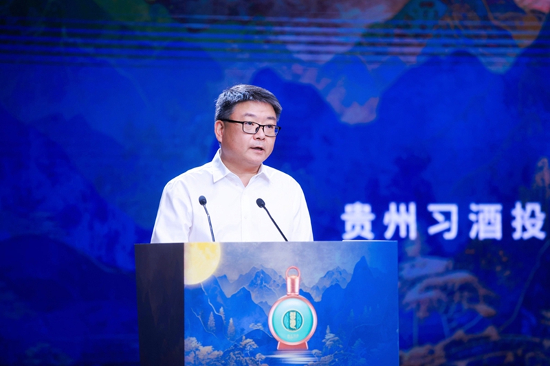 習(xí)酒集團(tuán)黨委副書記、副董事長(zhǎng)、總經(jīng)理萬波致辭。彭蕓熙攝