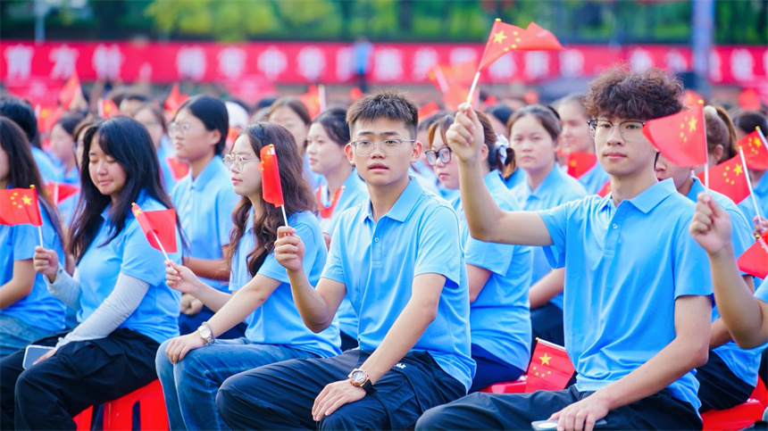 朝氣蓬勃的青年大學(xué)生。學(xué)校供圖