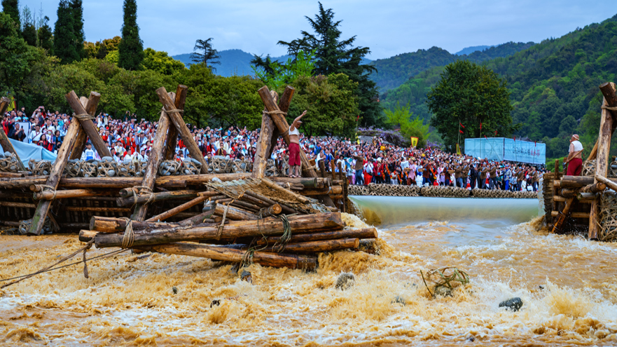 《岷江流沙沃千里》王奎 攝