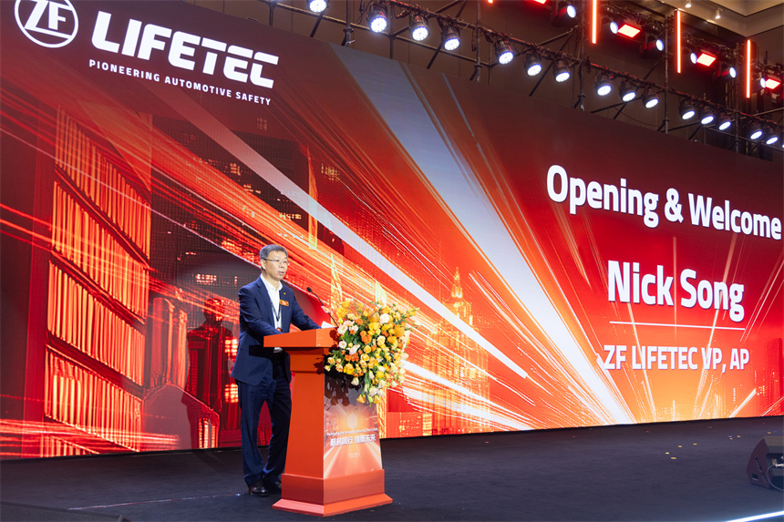 2025采埃孚LIFETEC全球供應(yīng)商合作伙伴大會(huì)在武漢經(jīng)開(kāi)區(qū)召開(kāi)【4】