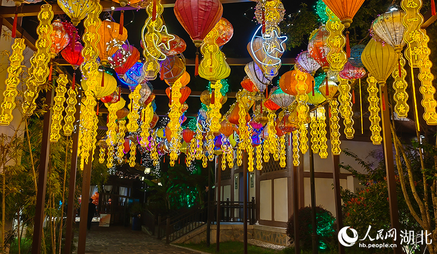 建筑美學與消費體驗點亮“夜名片”【3】