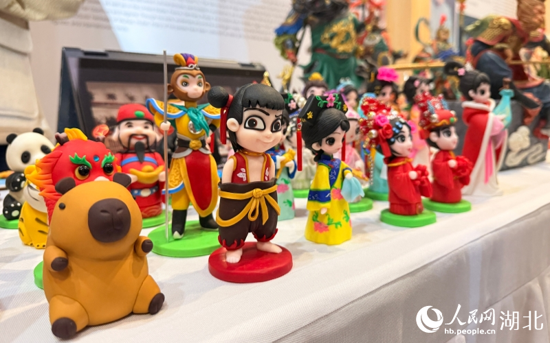 武漢面塑展示。人民網(wǎng)記者 張雋攝