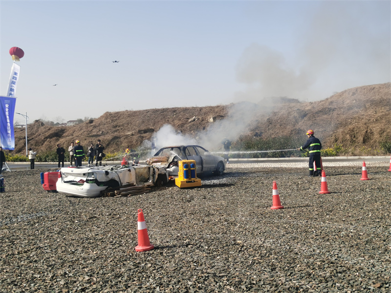 2025安全應(yīng)急裝備“區(qū)域行”活動在隨州舉行。鄧輝攝