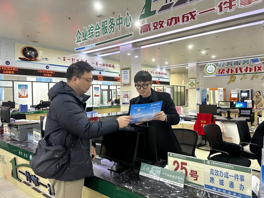 執(zhí)法者亦是普法人 鄖陽煙草這樣“答卷”